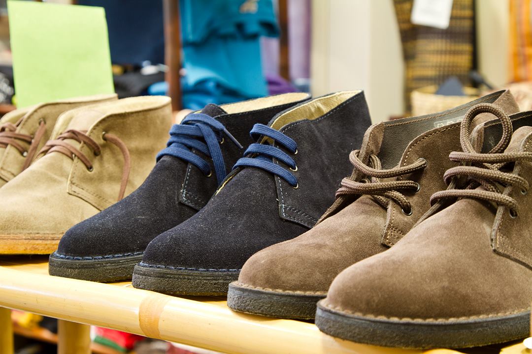 anche a collegno le scarpe solidali dell’ecuador: le tomaie sono fatte dalla cooperativa “vinicio”