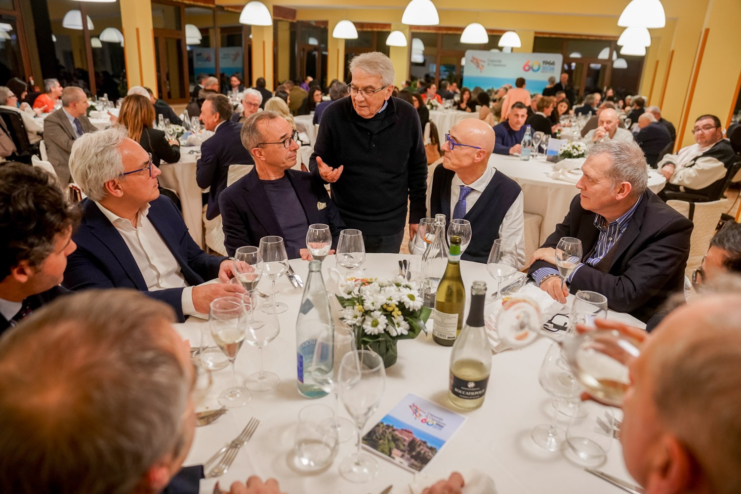 60 anni di storia e di Comunità: aperte le celebrazioni con una cena evento a Capodarco 2 Uno scatto durante la cena