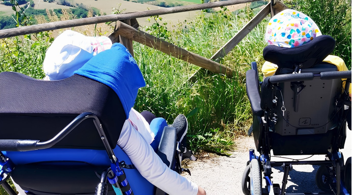 ragazzine con disabilita